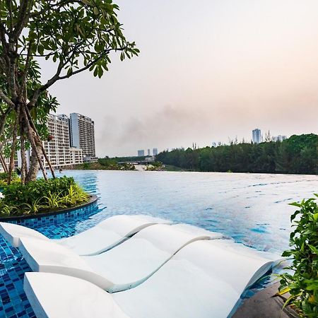 Convinia Luxury The Peak Midtown Aparthotel โฮจิมินห์ซิตี้ ภายนอก รูปภาพ