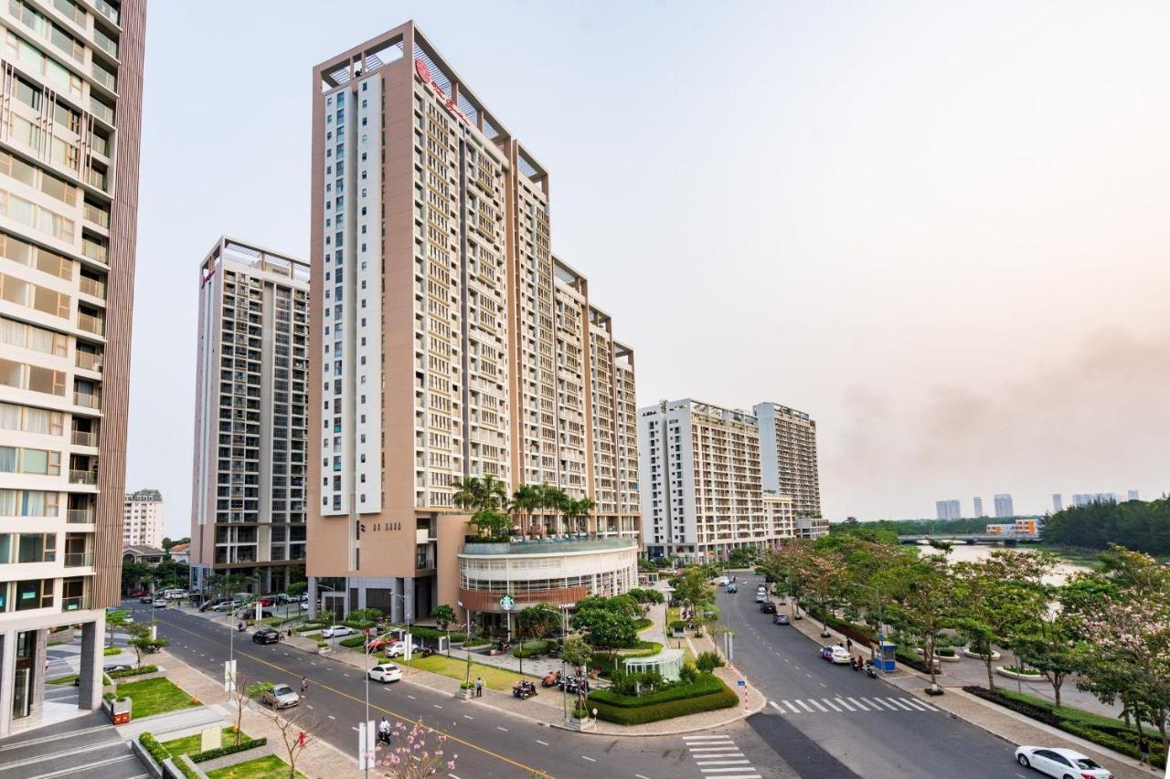 Convinia Luxury The Peak Midtown Aparthotel โฮจิมินห์ซิตี้ ภายนอก รูปภาพ